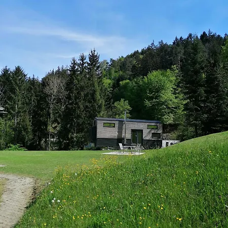 Tiny House Im Gruenen